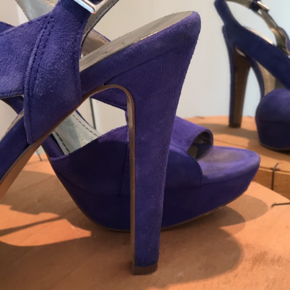 BCBG Pumps